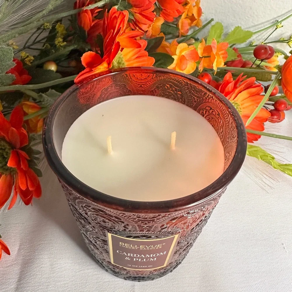 Bellevue Double Wick 12 oz Luxury Candle ~ Cardamom & Plum ~ New!
